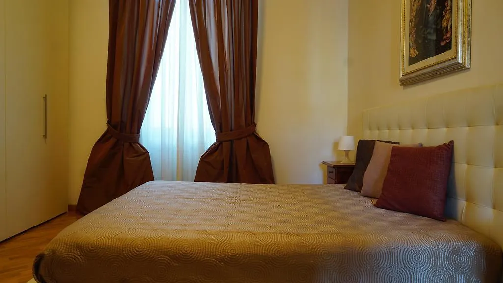 فلورنس Anna Holiday Apartment